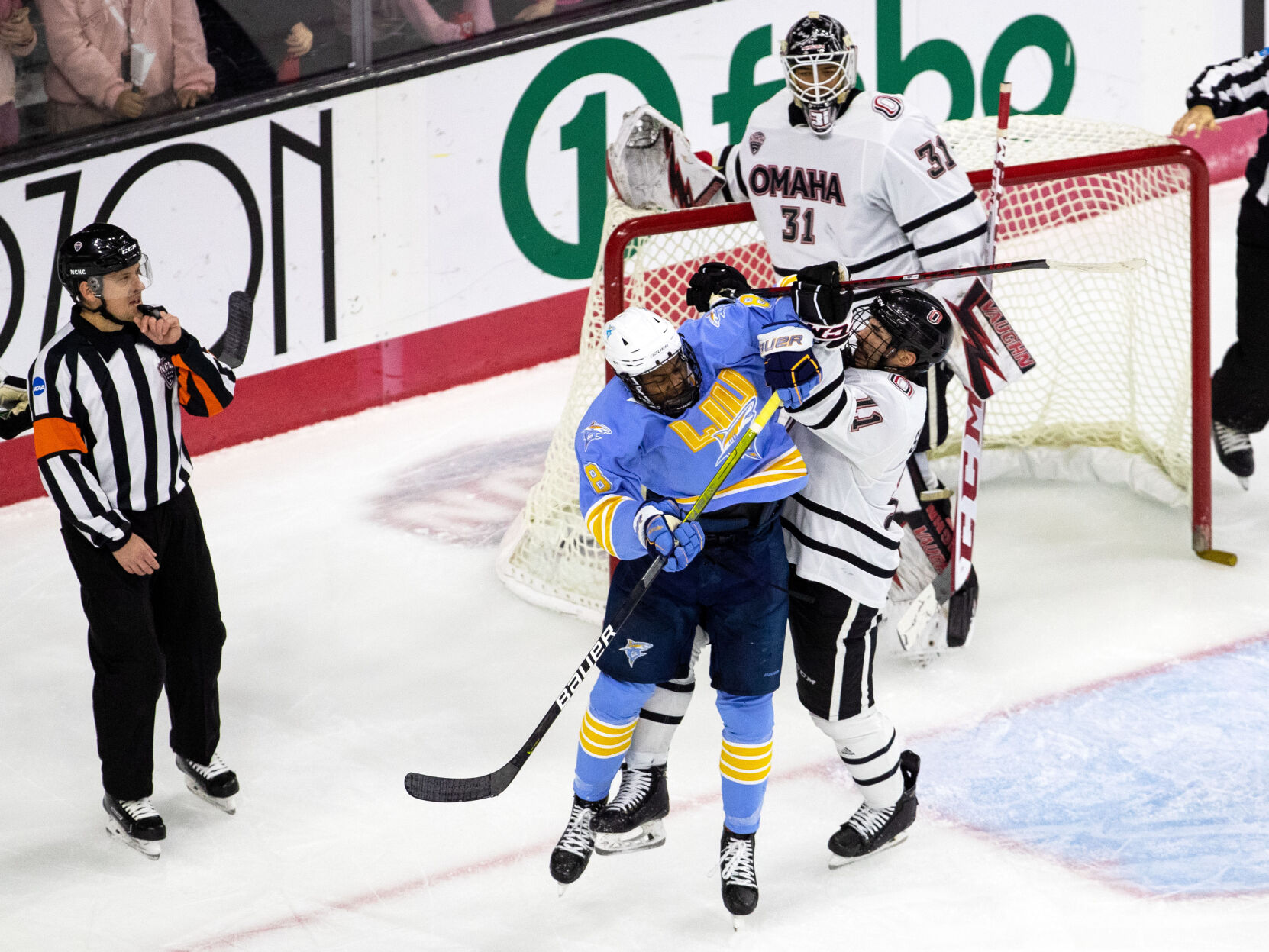 103021-owh-spo-unoice-em11.jpg